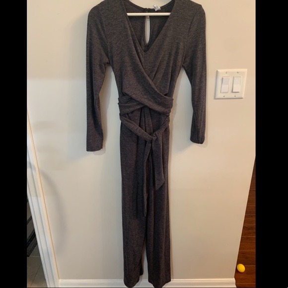 Grey Maternity Twist-Front Tie-Waist Jumpsuit - Picture 4 of 5